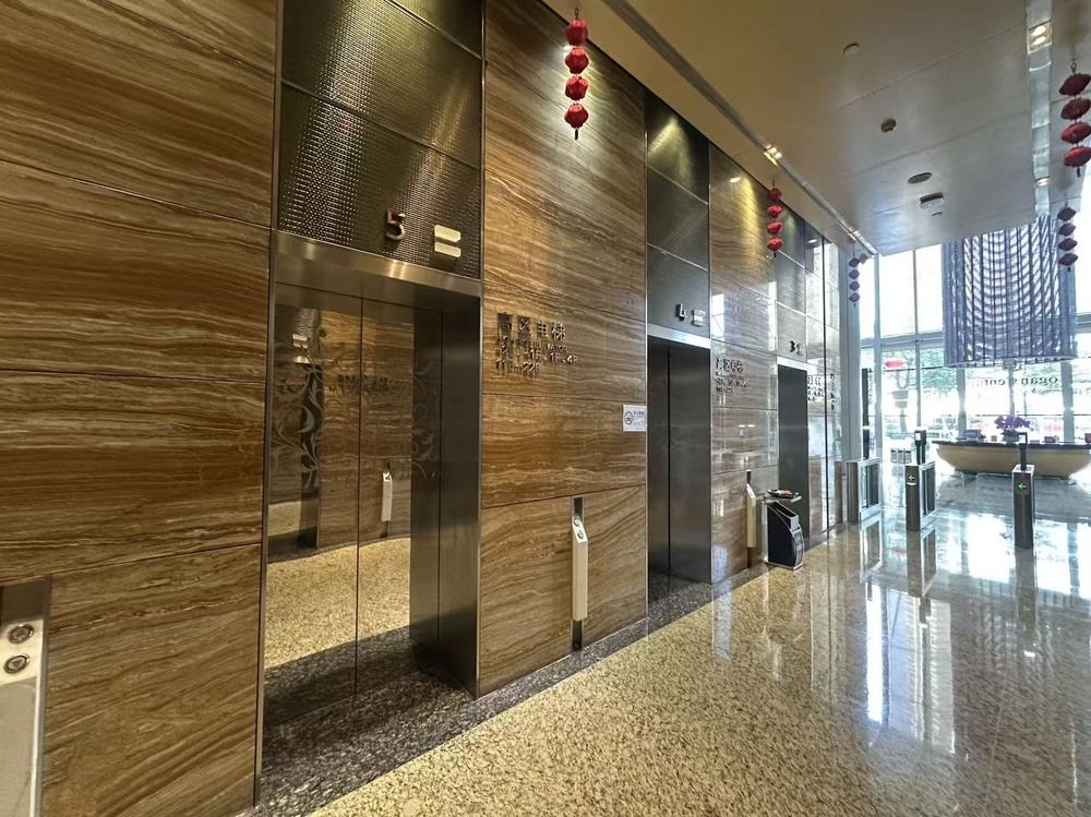 电梯厅1